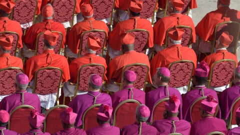 Por qué los papas se cambian el nombre cuando son elegidos