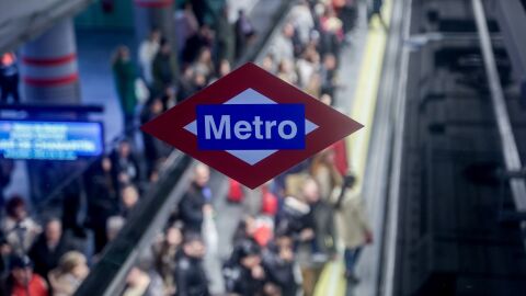 Metro refuerza su servicio para la exhibición de Fórmula Uno, en Ifema Madrid, este sábado